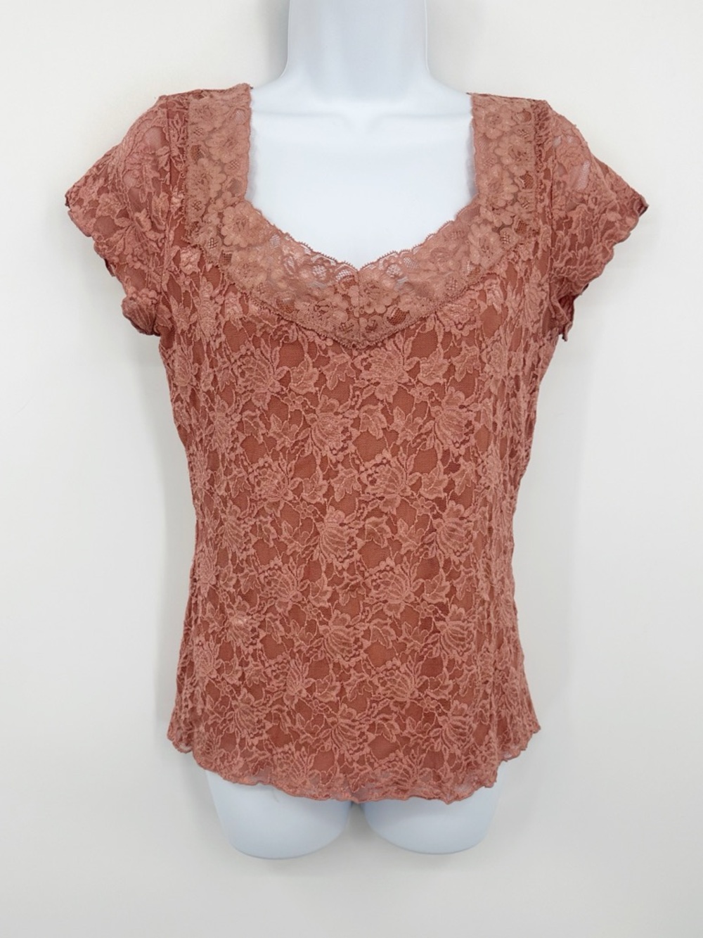 Vintage Y2K Pink Lace Short Sleeve Shirt Size Medium V Neck Whimsical Fairycore